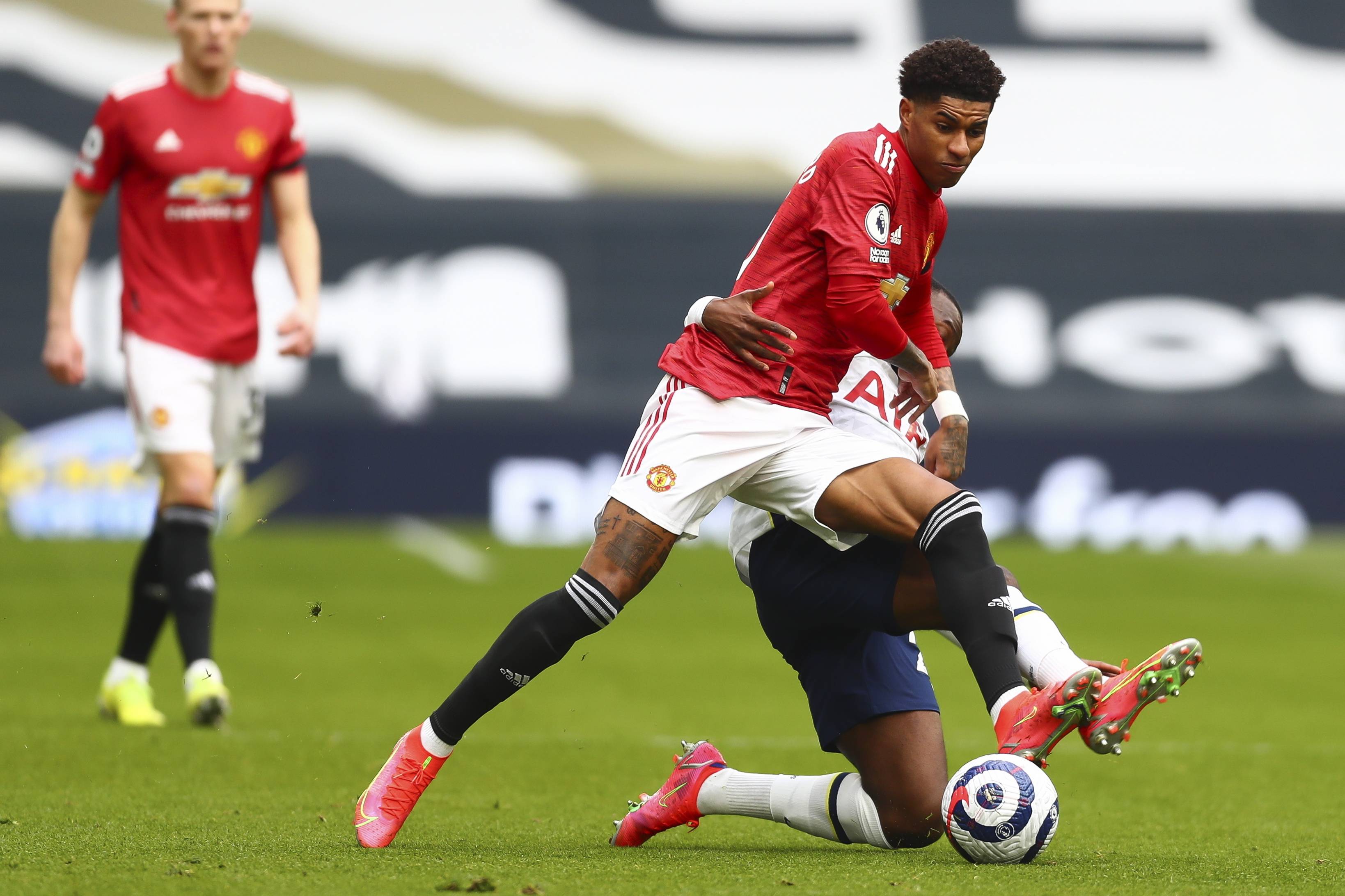 來之不易 來之不易