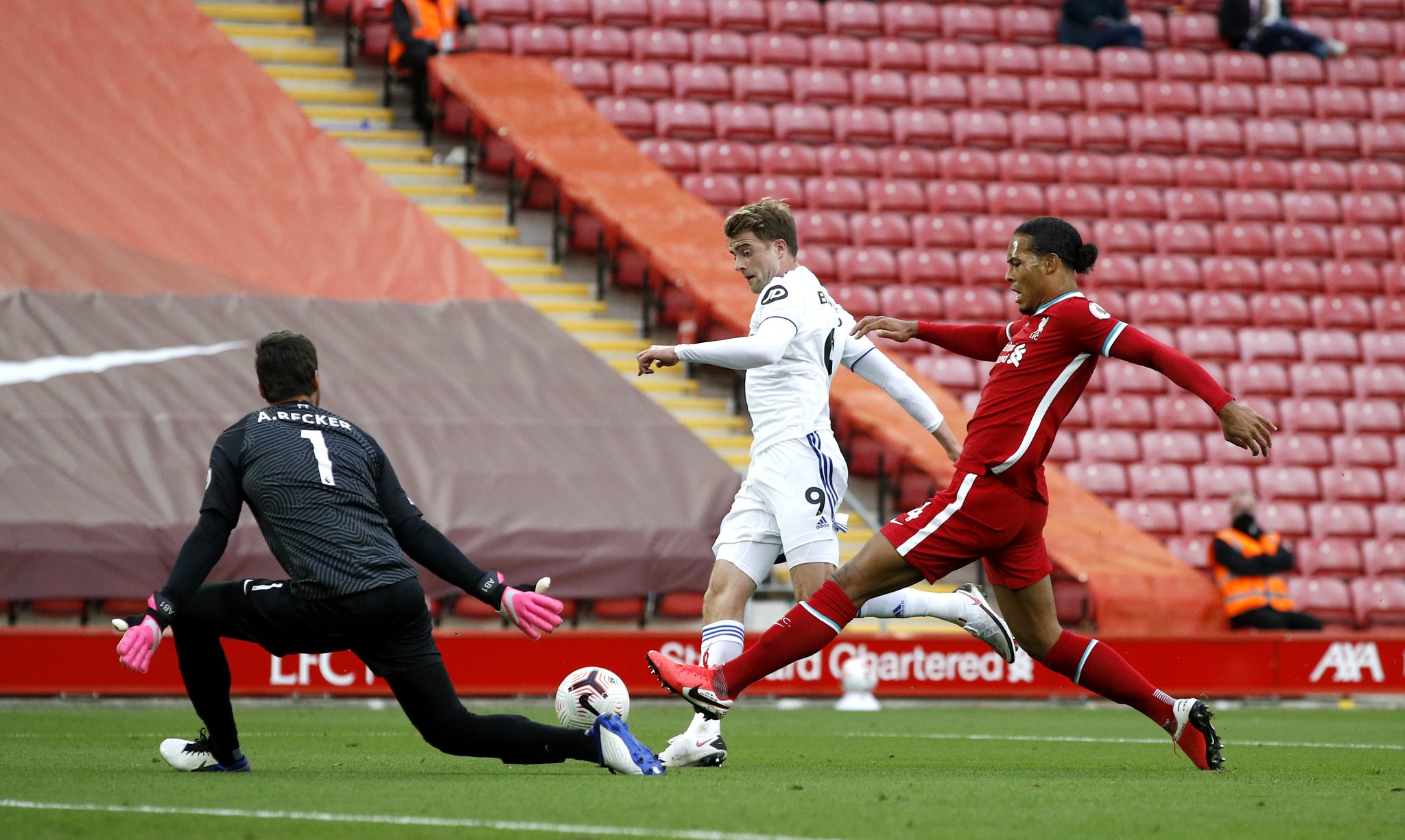 广东男足与 广东男足与